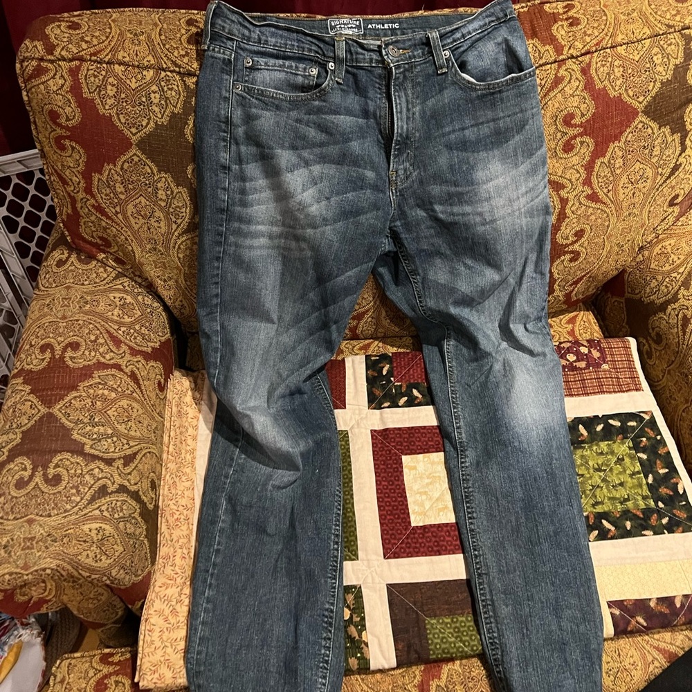 Mens Levi signature jeans